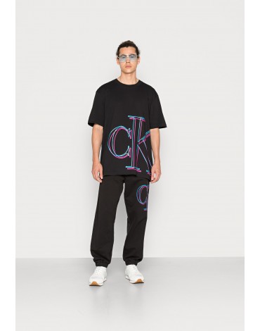 Calvin Klein camiseta Illuminated CK J30J320883