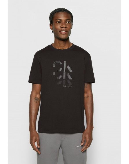 Calvin Klein Camiseta Graphic Triple Logo Tee