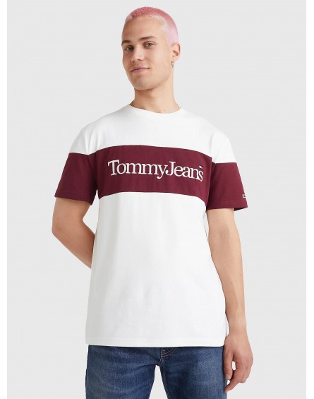 Tommy Jeans Camiseta TJM Clsc Serif Linear Block Tee