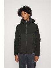 Calvin Klein Chaquetón Stitchless Mix Media