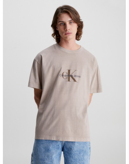 Calvin Klein Camiseta Monologo Mineral Dye Tee