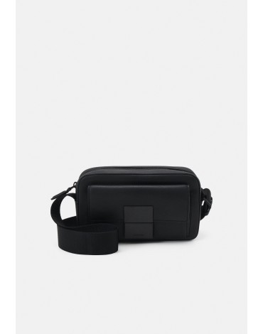 Calvin Klein Bandolera Iconic Plaque Camera BAG Unisex