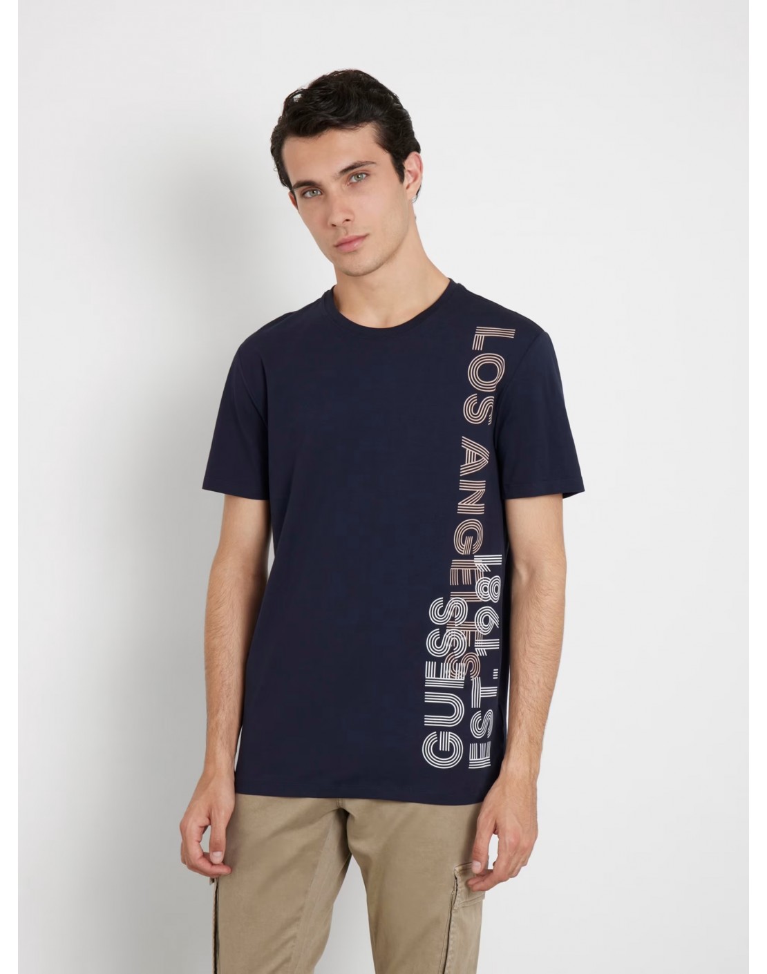 Guess Camiseta SS CN Guess Vertical Logo Tee