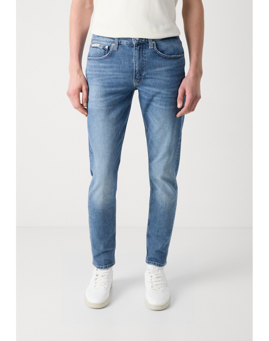 Calvin Klein Pantalón Vaquero Slim Tapered 1A4