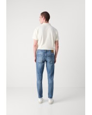 Calvin Klein Pantalón Vaquero Slim Tapered 1A4