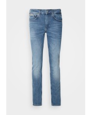 Calvin Klein Pantalón Vaquero Slim Tapered 1A4