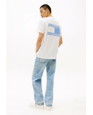 Tommy Jeans Camiseta TJM Reg Paisley Flag Tee Ext