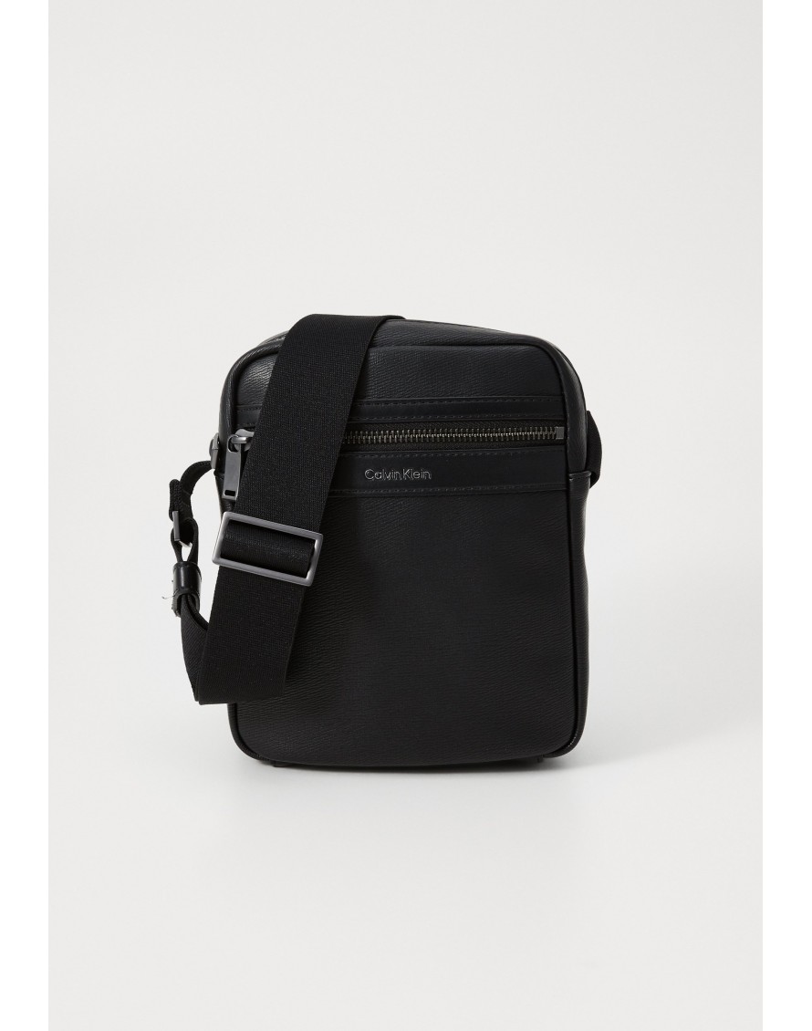 Calvin Klein Bandolera Contrast Zip