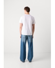 Calvin Klein Jeans Camiseta Redbox Graphic TEE