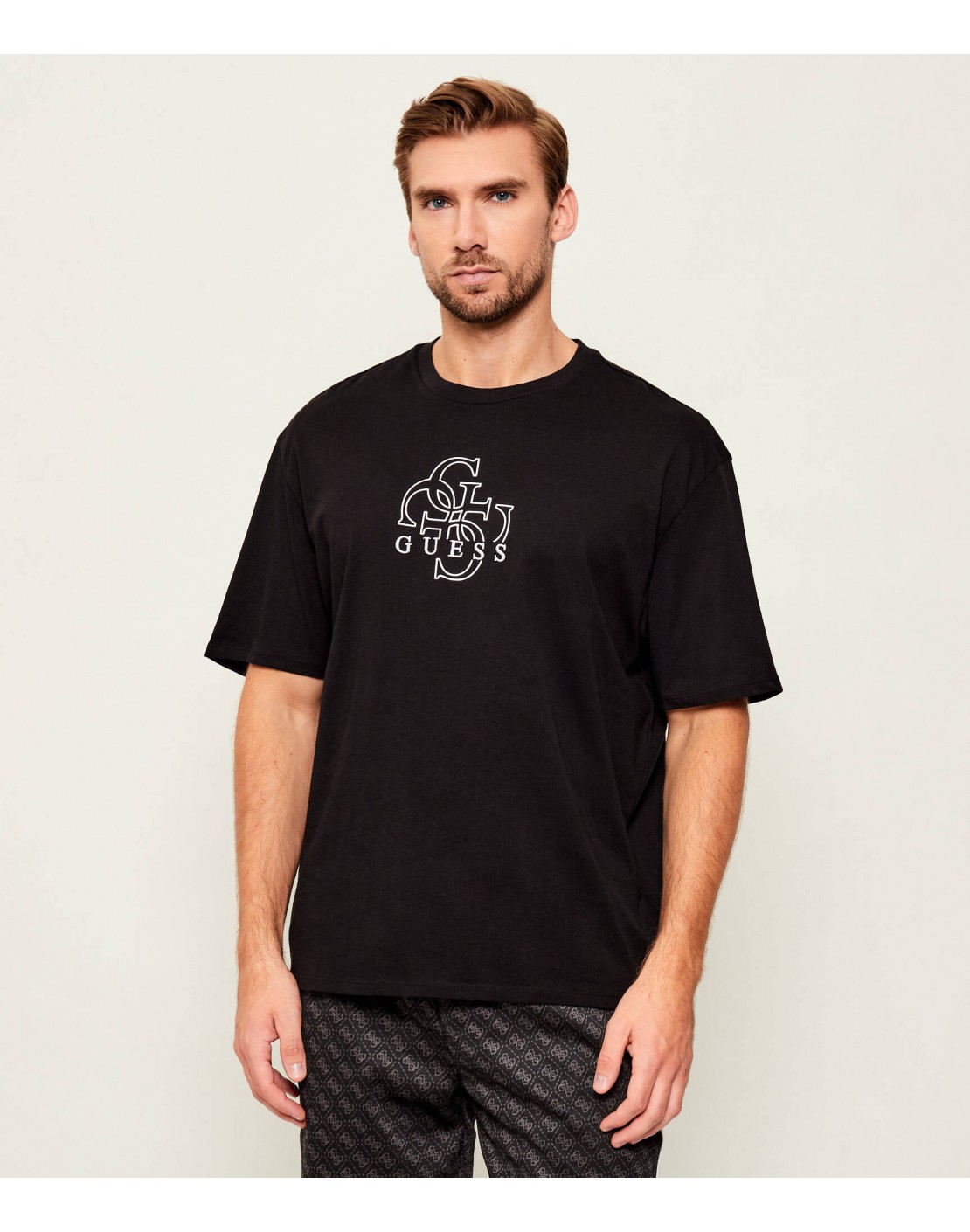 Guess Camiseta SS BSC Basic Cuattro