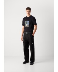 Hugo Boss Camiseta Dabolos con ilustración de bailarina