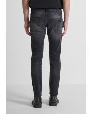 Antony Morato Pantalón Vaquero Comfort Tapered Fit «KURT» en denim negro degradado