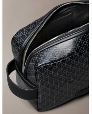 Calvin Klein Bolso con cremallera con logo monograma en todo el artículo