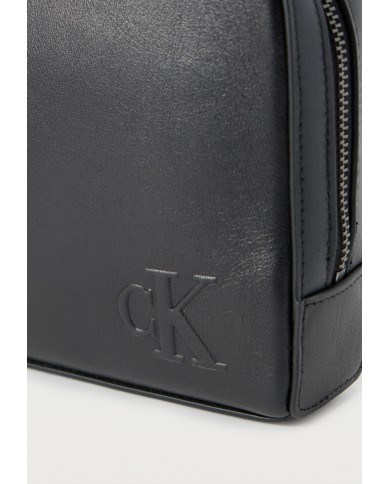 Calvin Klein Bolso de mano Bold Pouch With Handle
