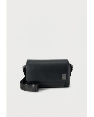 Calvin Klein Bolso Emblem HW Small Flap Messenger