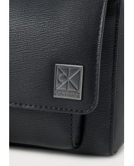 Calvin Klein Bolso Emblem HW Small Flap Messenger