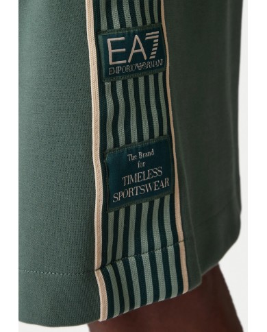 EA7 Emporio Armani Pantalón Corto chándal  de mezcla de algodón de la serie Logo