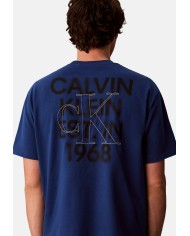 Calvin Klein Camiseta SS OVSZD 16S Overlay Back Graphic